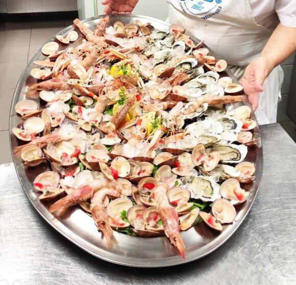 Antipasto di mare fresco preparato a La Romagnola